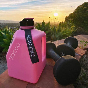 SOCOO Square Gallon Water Bottle pink with Time Marker water jug for Gym Fitness Sport Workout 91oz Pink